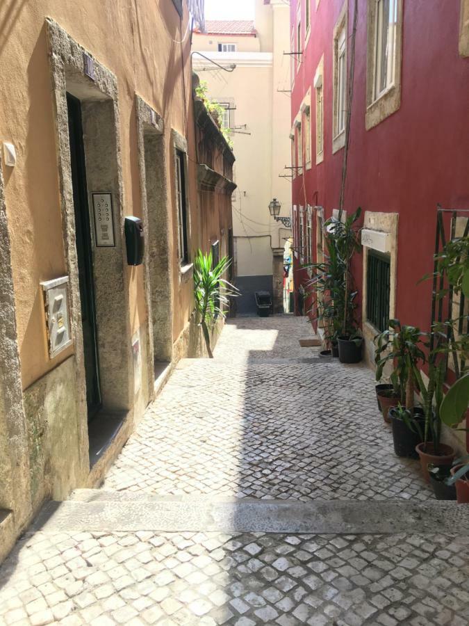 ליסבון Casa Da Saudade, A Cozy Apartment In Alfama מראה חיצוני תמונה
