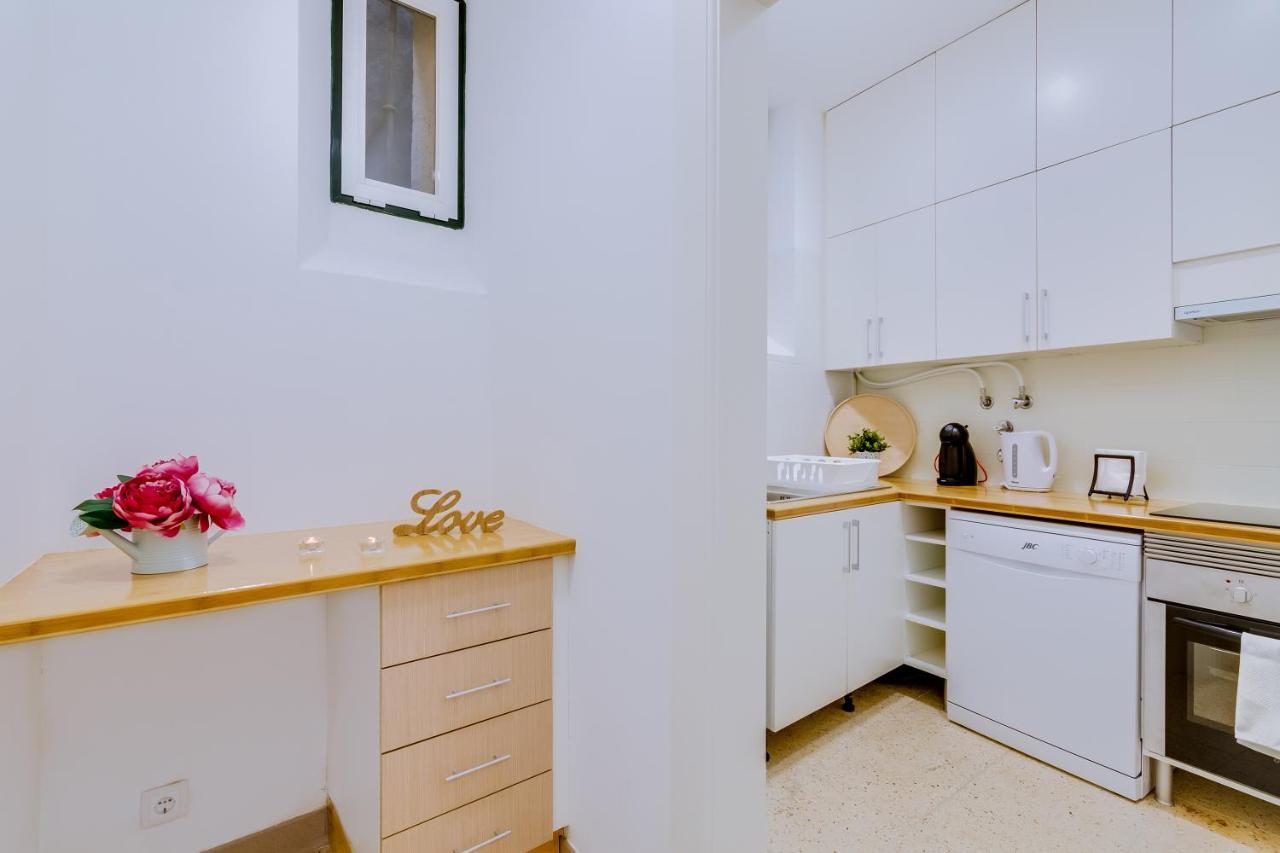 ליסבון Casa Da Saudade, A Cozy Apartment In Alfama מראה חיצוני תמונה